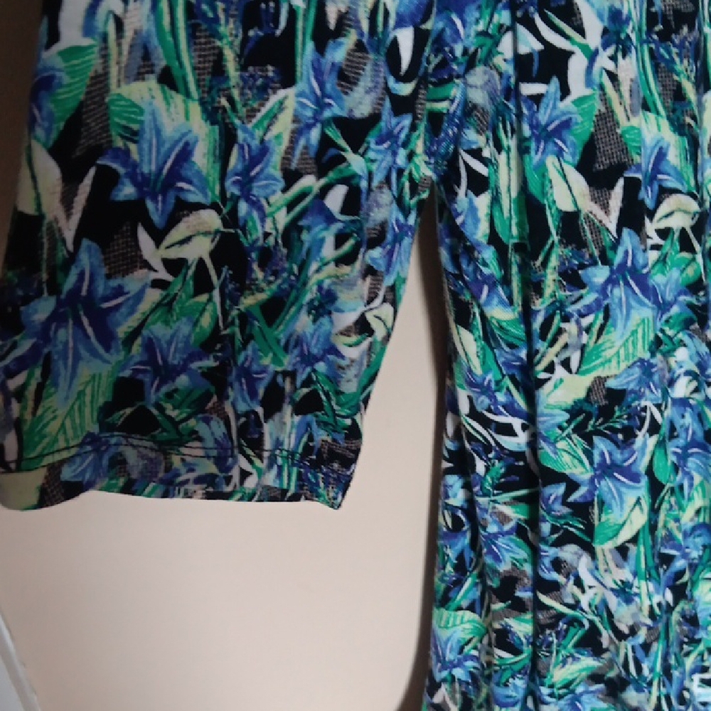 🩵Dana Buchman Crossover Blouse in Sea Blue Green - Picture 4 of 8